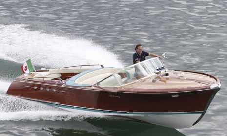 Невероятная яхта Lamborghini с двумя 4,0-литровыми V12